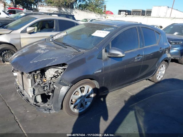 JTDKDTB36F1090232 Toyota Prius C Four