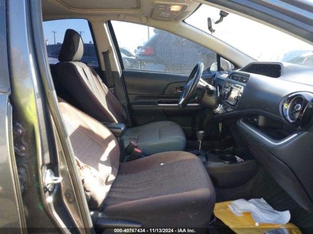 JTDKDTB36F1090232 Toyota Prius C Four