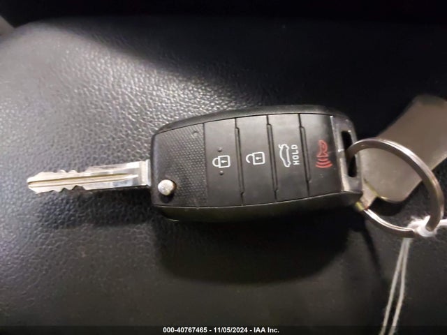 KIA FORTE S 2017 3KPFL4A75HE112803 Image 11