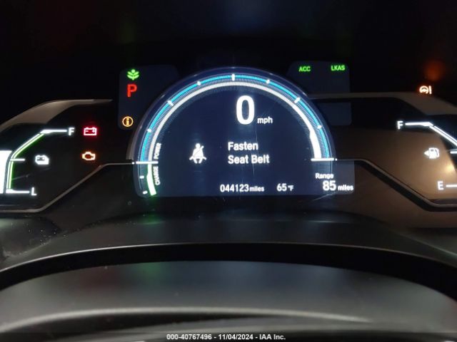JHMZC5F39JC000462 Honda Clarity Plug-in Hybrid Touring