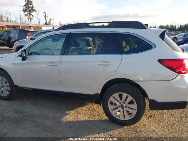 Subaru Outback 2.5i Premium 2017 4S4BSACC3H3226201 Image 14