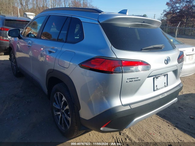 7MUDAABG3RV103279 Toyota Corolla Cross Xle