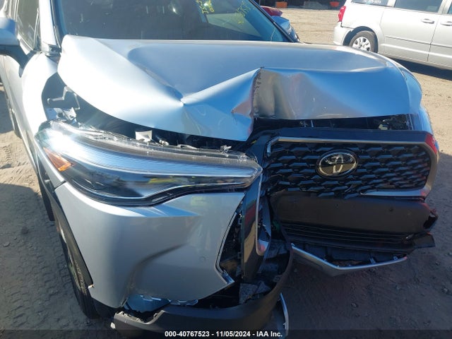 7MUDAABG3RV103279 Toyota Corolla Cross Xle