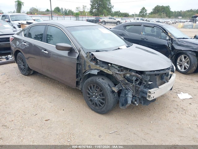 Nissan Altima 2.5 S 2015 1N4AL3AP8FN883291 Image 1