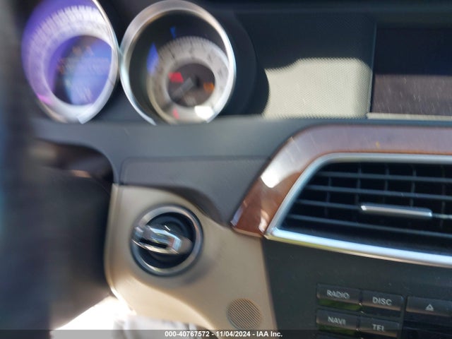 Mercedes-Benz C 250 2015 WDDGJ4HB7FG402631 Image 11