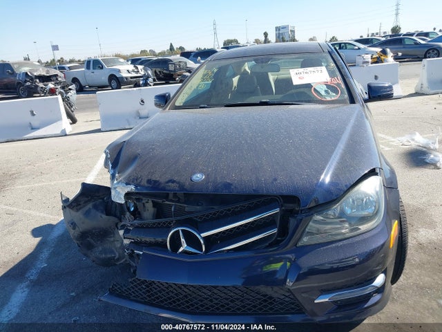Mercedes-Benz C 250 2015 WDDGJ4HB7FG402631 Image 12