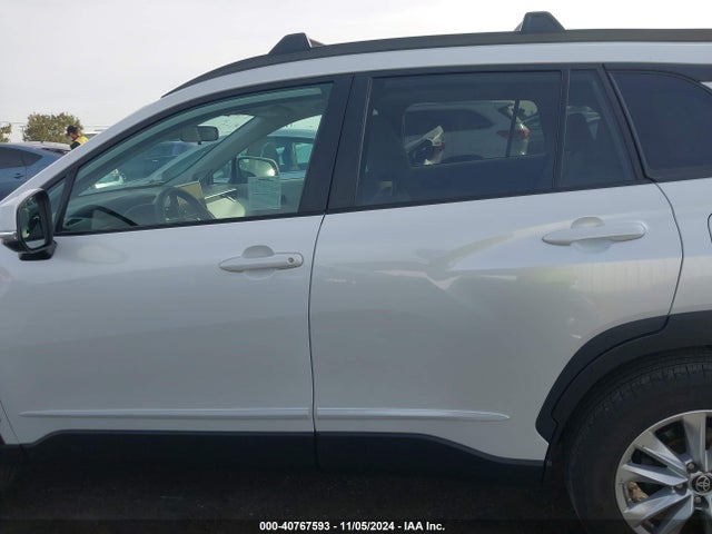 Toyota Corolla Cross Le 2023 7MUBAAAG0PV039269 Image 15
