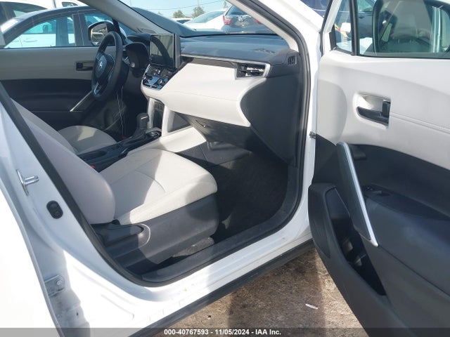 Toyota Corolla Cross Le 2023 7MUBAAAG0PV039269 Image 5