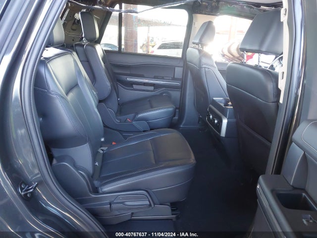 1FMJU1H83REA00773 Ford Expedition Xlt