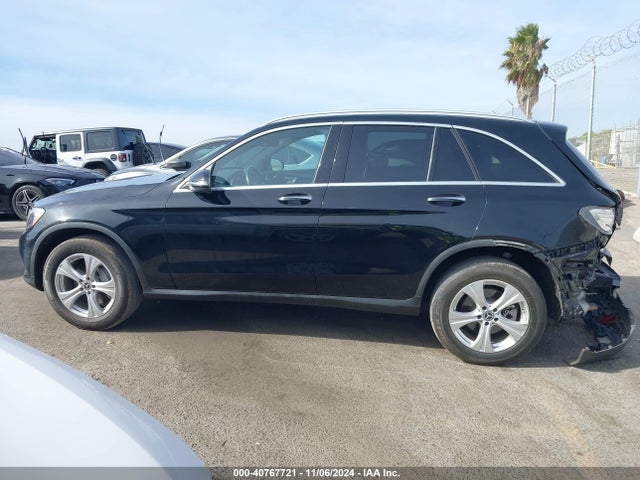 WDC0G4JB2HV009035 Mercedes-Benz GLC 300