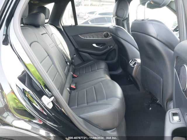 WDC0G4JB2HV009035 Mercedes-Benz GLC 300