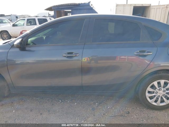 3KPF24AD9ME289907 KIA FORTE FE
