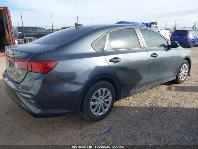 3KPF24AD9ME289907 KIA FORTE FE