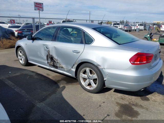 1VWAT7A37FC098512 Volkswagen Passat 1.8t Limited Edition