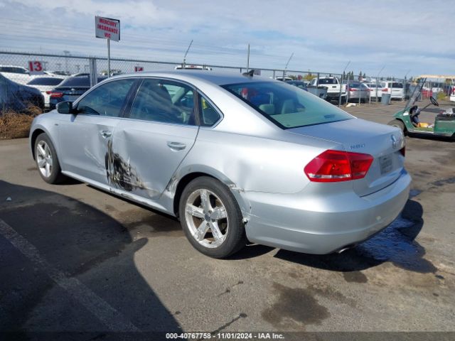 1VWAT7A37FC098512 Volkswagen Passat 1.8t Limited Edition