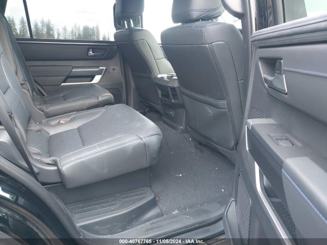 Toyota Sequoia Platinum 2024 7SVAAABA3RX025708 Image 8