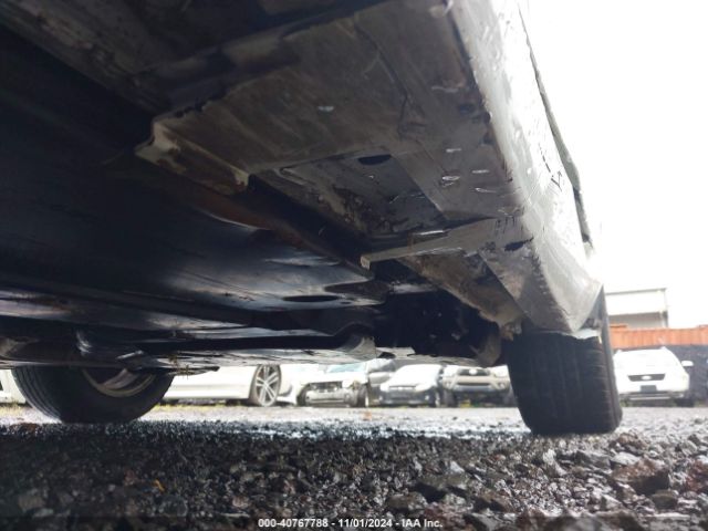 JTDKARFU3G3001527 Toyota Prius Three