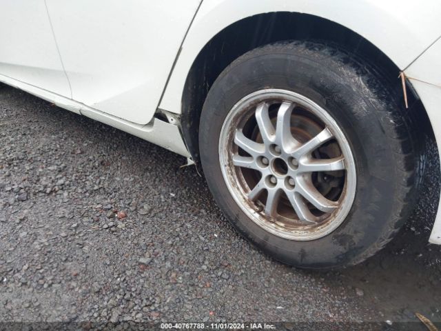 JTDKARFU3G3001527 Toyota Prius Three