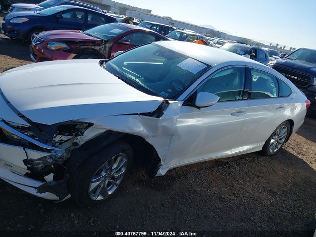 Honda ACCORD LX 2018 1HGCV1F16JA054999 Image 13