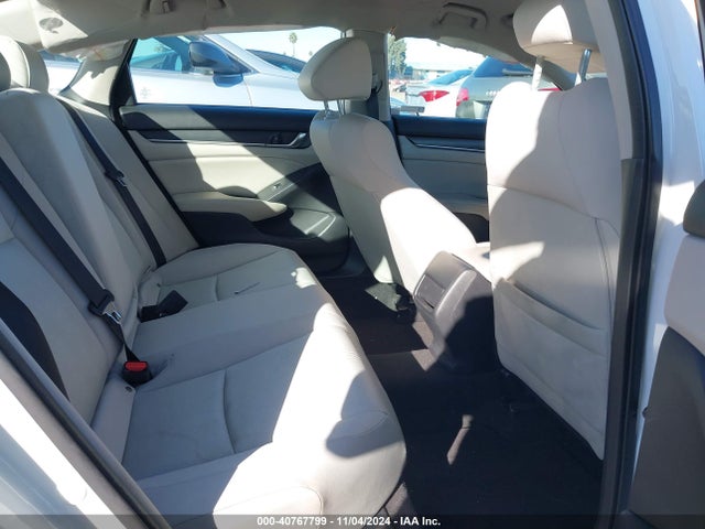 Honda ACCORD LX 2018 1HGCV1F16JA054999 Image 8