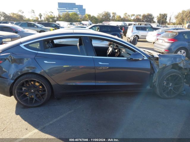 5YJ3E1EAXJF044208 Tesla Model 3 Long Range/mid Range