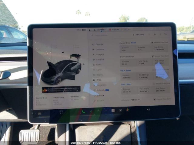5YJ3E1EAXJF044208 Tesla Model 3 Long Range/mid Range