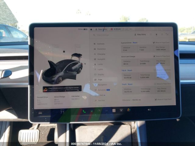 5YJ3E1EAXJF044208 Tesla Model 3 Long Range/mid Range