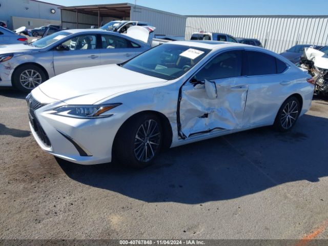 58ADA1C12PU031623 Lexus ES 300H
