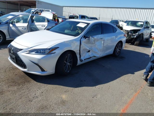 58ADA1C12PU031623 Lexus ES 300H