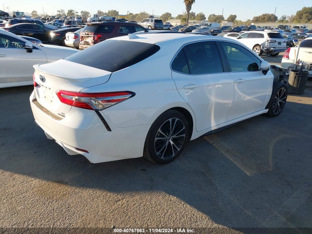 4T1B21HK6KU512111 Toyota Camry Hybrid Se