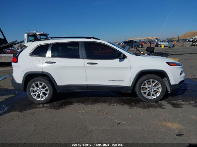 1C4PJLABXGW243884 Jeep Cherokee Sport