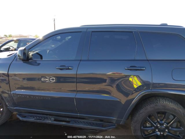 1C4RJFAG4HC872551 Jeep Grand Cherokee Altitude 4x4