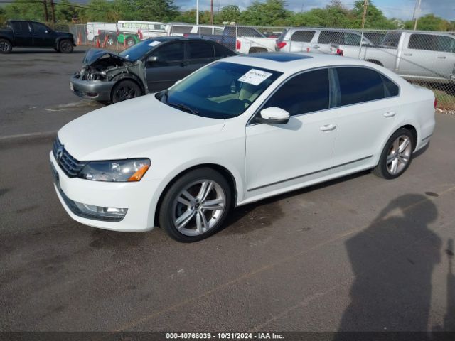 1VWCT7A35EC046657 Volkswagen Passat 1.8t Sel Premium