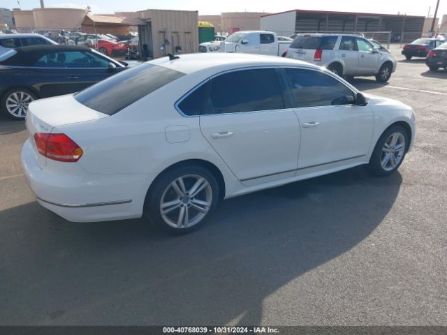 1VWCT7A35EC046657 Volkswagen Passat 1.8t Sel Premium