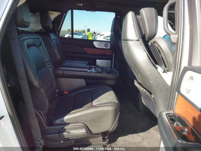 5LMJJ3LT9LEL11872 Lincoln Navigator Reserve L