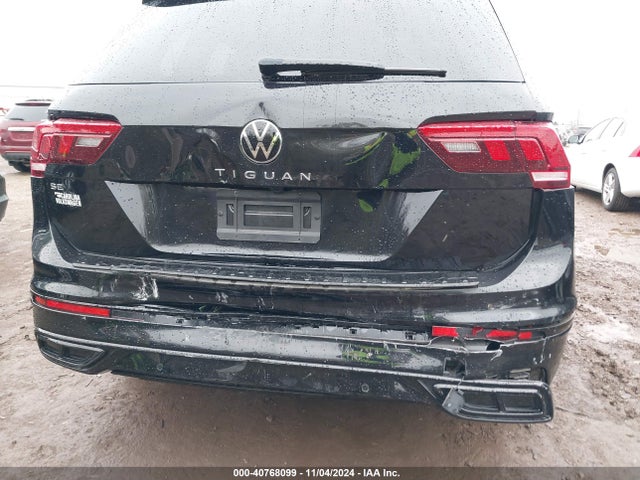 3VVCB7AX2PM074606 Volkswagen Tiguan 2.0t Se R-line Black