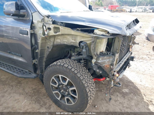 5TFHY5F11GX500551 Toyota Tundra Limited 5.7l V8
