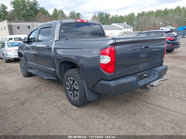 5TFHY5F11GX500551 Toyota Tundra Limited 5.7l V8