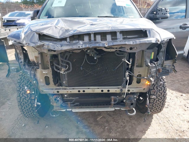 5TFHY5F11GX500551 Toyota Tundra Limited 5.7l V8