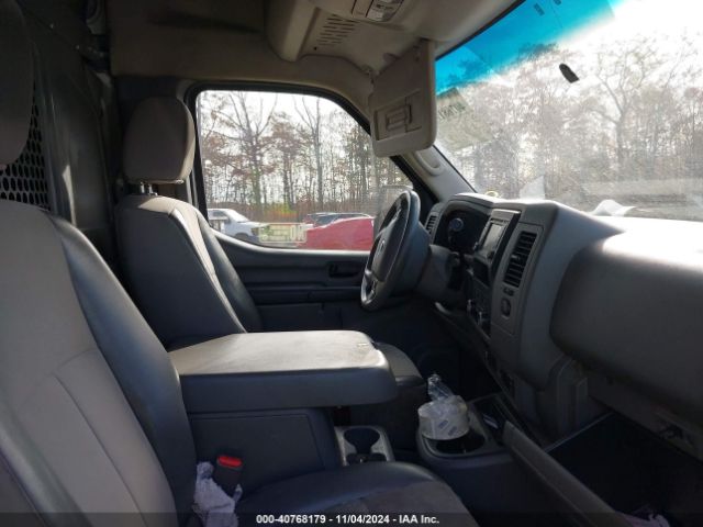 1N6BF0LY7JN805245 Nissan Nv Cargo Nv2500 Hd Sv V6