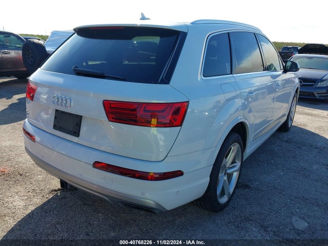 WA1VAAF79KD019178 Audi Q7 55 Premium