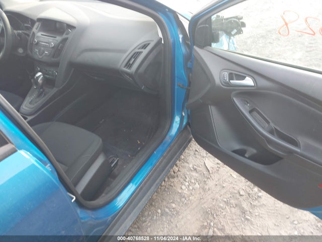Ford FOCUS SE 2016 1FADP3F26GL354868 Image 5