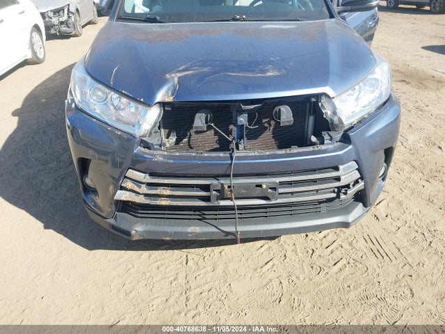 Toyota Highlander Xle 2018 5TDJZRFH3JS857696 Image 6