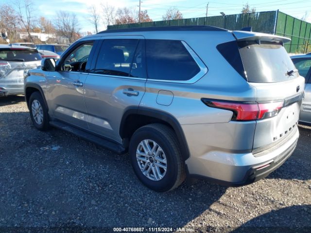 7SVAAABA2PX001655 Toyota Sequoia Sr5