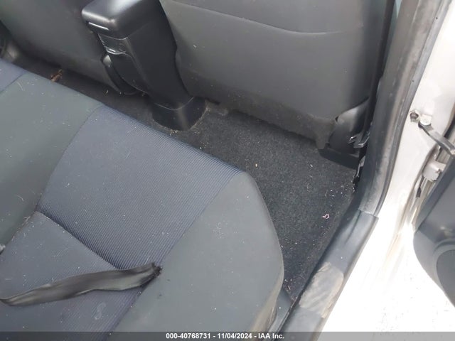 JTDKDTB32F1099381 Toyota Prius C Two