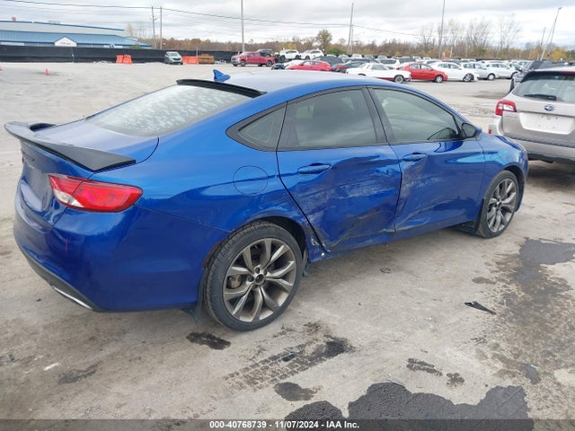 1C3CCCDG1FN656883 Chrysler 200 S