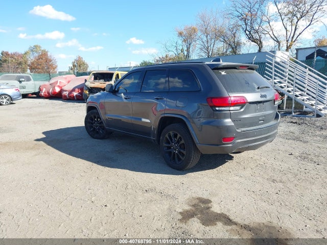 1C4RJFAGXJC259050 Jeep Grand Cherokee Altitude 4x4