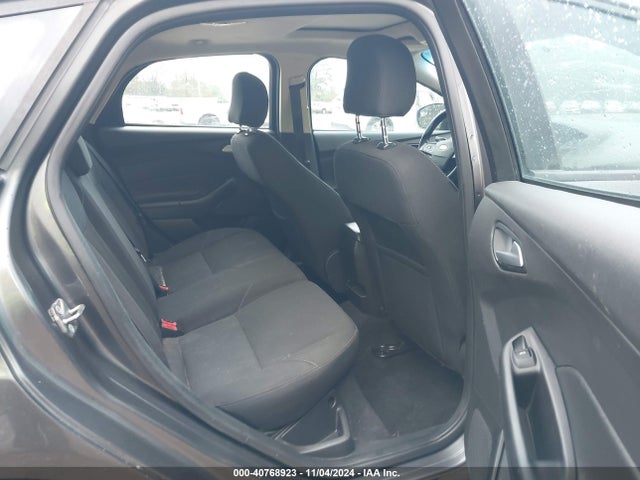 Ford FOCUS SE 2016 1FADP3K23GL339170 Image 8