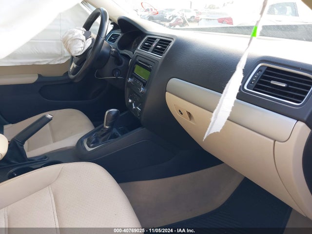 3VWD17AJ8EM321204 Volkswagen Jetta 1.8t Se