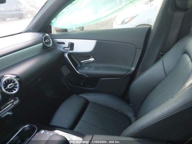 2021 MERCEDES-BENZ CLA 250 W1K5J4HB7MN217060 Photo 4
